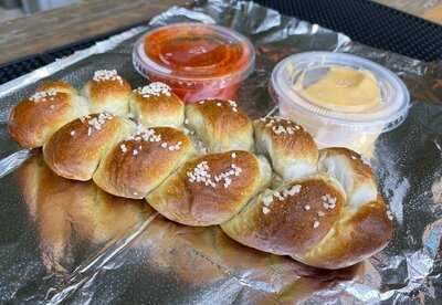 Broward Xtreme Pretzels, Hollywood