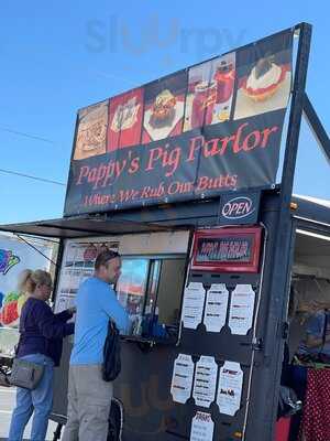 Pappy's Pig Parlor, Kodak