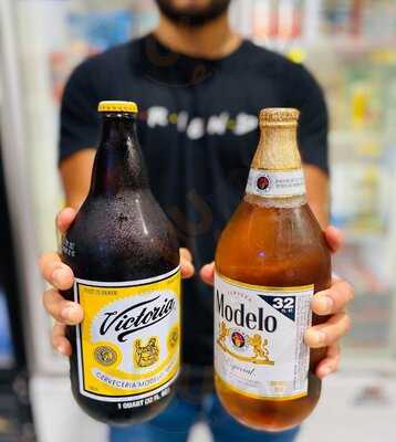 Chelas And Drinks To Go, Brownsville