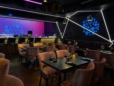 Baku Asian Fusion Bar By Shois