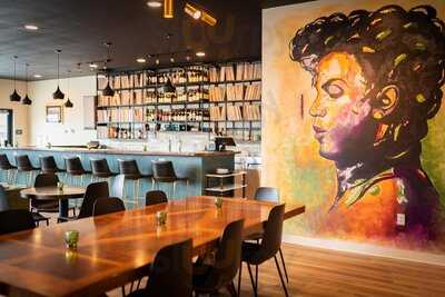 Stylus Wine & Vinyl Bar, Coeur d'Alene