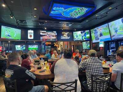 Blue Moose Burgers & Wings