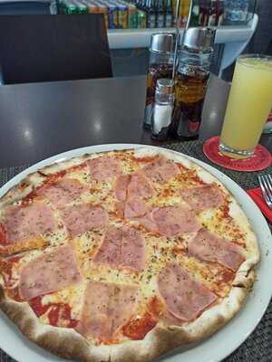 Pizzaria Pepperoni Mindelo