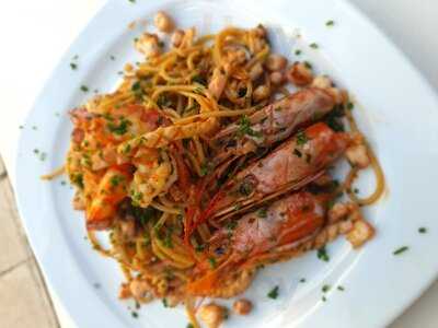 Βατάνια Πειραϊκή