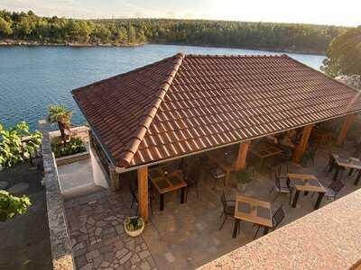Restaurant Tisno