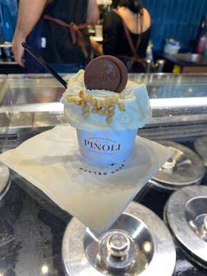 Pinoli Gelato