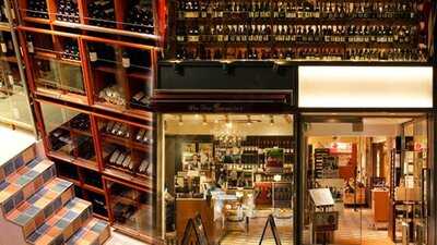 ワインショップソムリエ