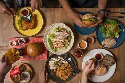 Exo Coffee by Che Minah