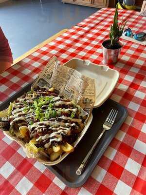 Mau's Bbq