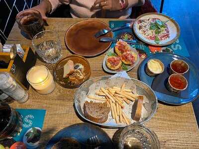 Tres Tapas En Winebar Tiel