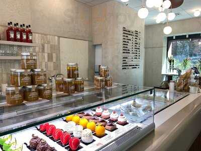 Deseo Patisserie & Chocolaterie