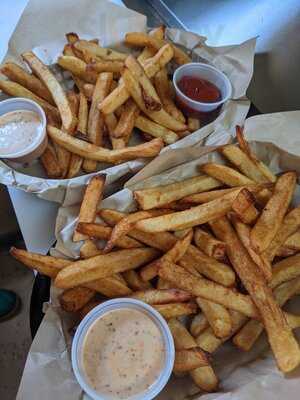 Cabin Attic Burgers, Nashville