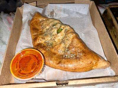 Tio's Pizza, Empanadas, Wings, Fuquay-Varina