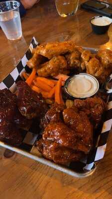 Wingnutz Buffalo - N. Buffalo, Buffalo