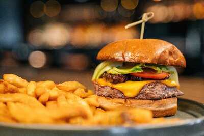 Block 3 Kitchen & Bar