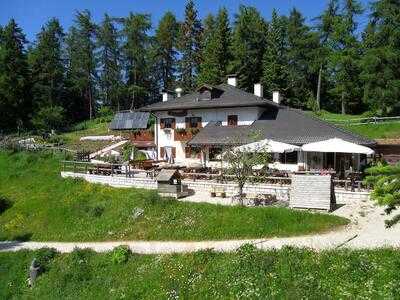 Halbweghütte Rifugio Mezzavia