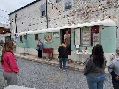 Sallie's Ice Cream, Madison