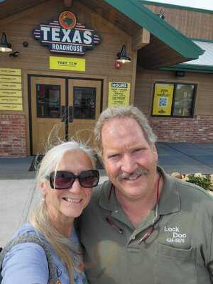 Texas Roadhouse, Foley