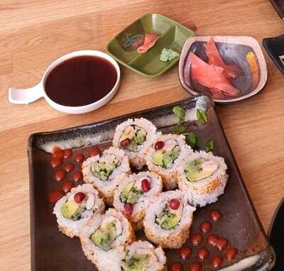 Sushi & Bowl