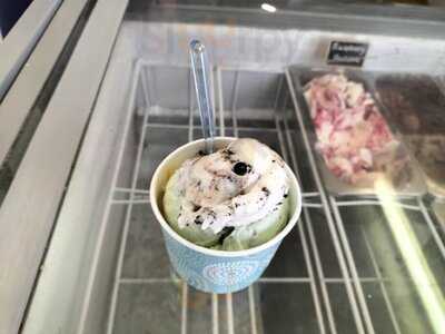 Robinsons The Dairy Shop
