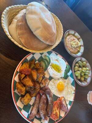 Soor Lebanese Cuisine