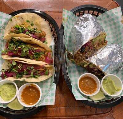 Otomi Tacos