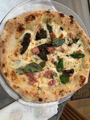 Pizzeria Vesuviana, Six-Fours-les-Plages