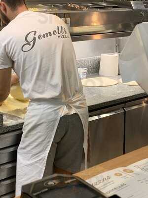 Gemelli Pizza