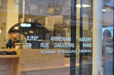 Juni* Armenian Bakery, Paris