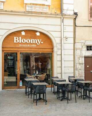 Bloomy Brunch & Coffee