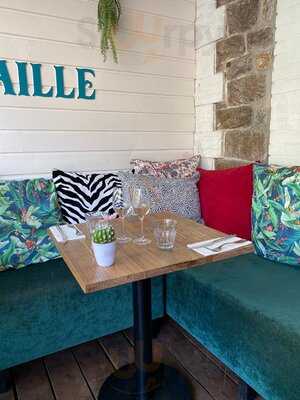 Cafe canaille, Dinard