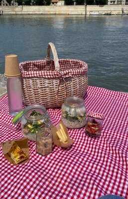 La pause picnic, Arles