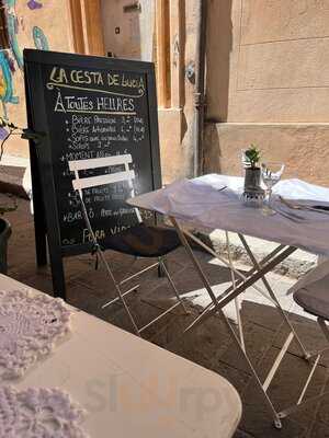 Cesta de Lucia, Marseille