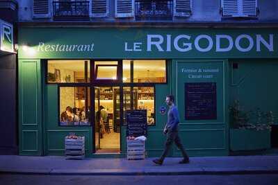 Le Rigodon, Paris