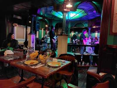 L'ulus Irish Pub, Maglie