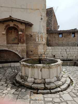 Trattoria La Fontana, Fontecchio