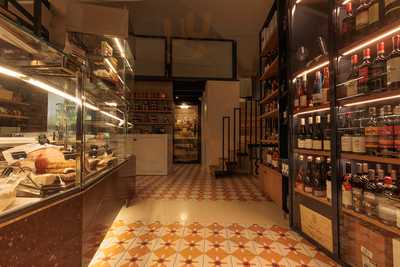 Enoteca Salumeria Emporio San Lorenzo, Ferrara