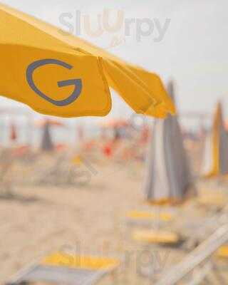 Giallo Mare, Viareggio