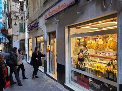 Rosticceria, La Maddalena