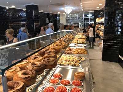 Bakery M, Roma