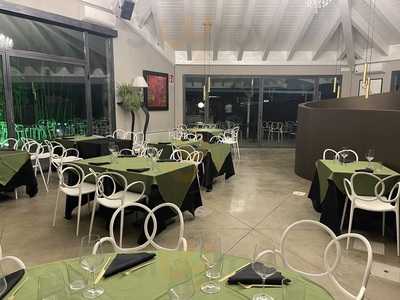 Kristal Garden Restaurant, Vigevano