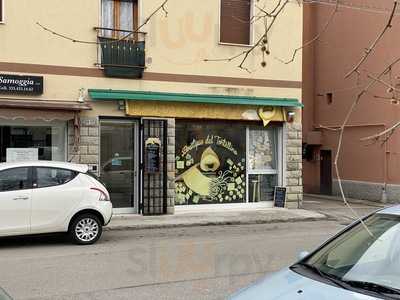 Boutique del Tortellino, Castello di Serravalle