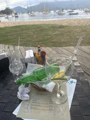 Pinauna Beach Bar