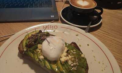 Misto Café Bar