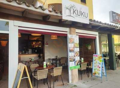 Cafeteria Kuku Healthy Food & Drinks