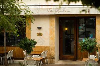 Cafe Giulia