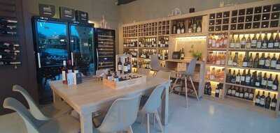 Lush Wine And Deli