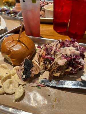 Mabel's BBQ - Eton, Woodmere