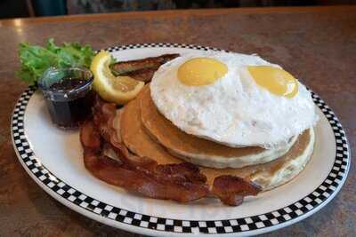 Black Bear Diner Yucca Valley, Yucca Valley