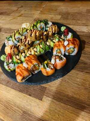 Mahun - Smoked Food & Sushi